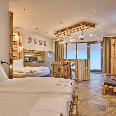 Appartement Bretterbude Зальбах-Гінтерглемм Екстер'єр фото